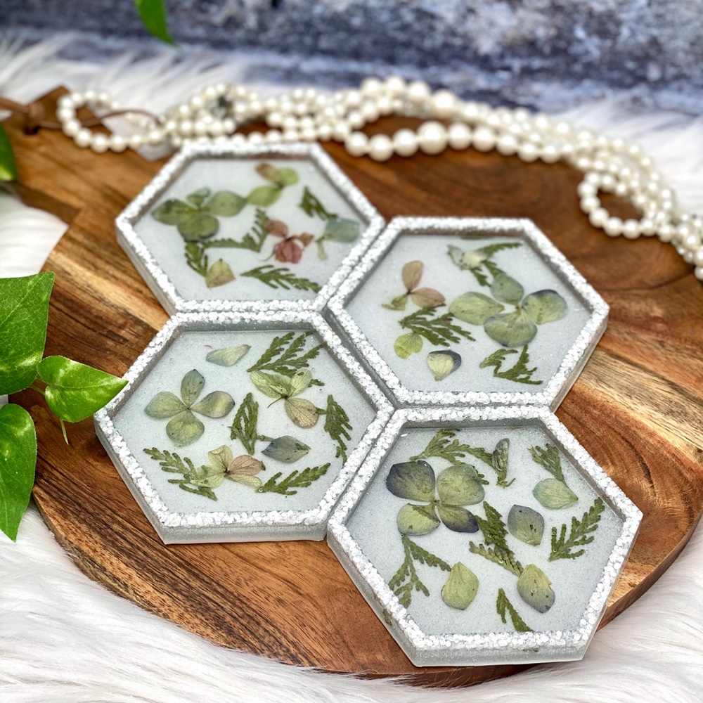 One Trinket Dish, Ring Holder, resin coaster